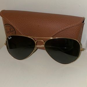 Gold Aviator Ray-Ban